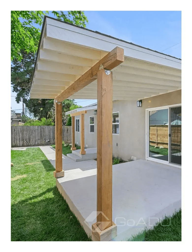 Ample Comfort, Single-Story Design