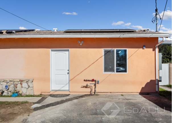 Haynes St - Van Nuys