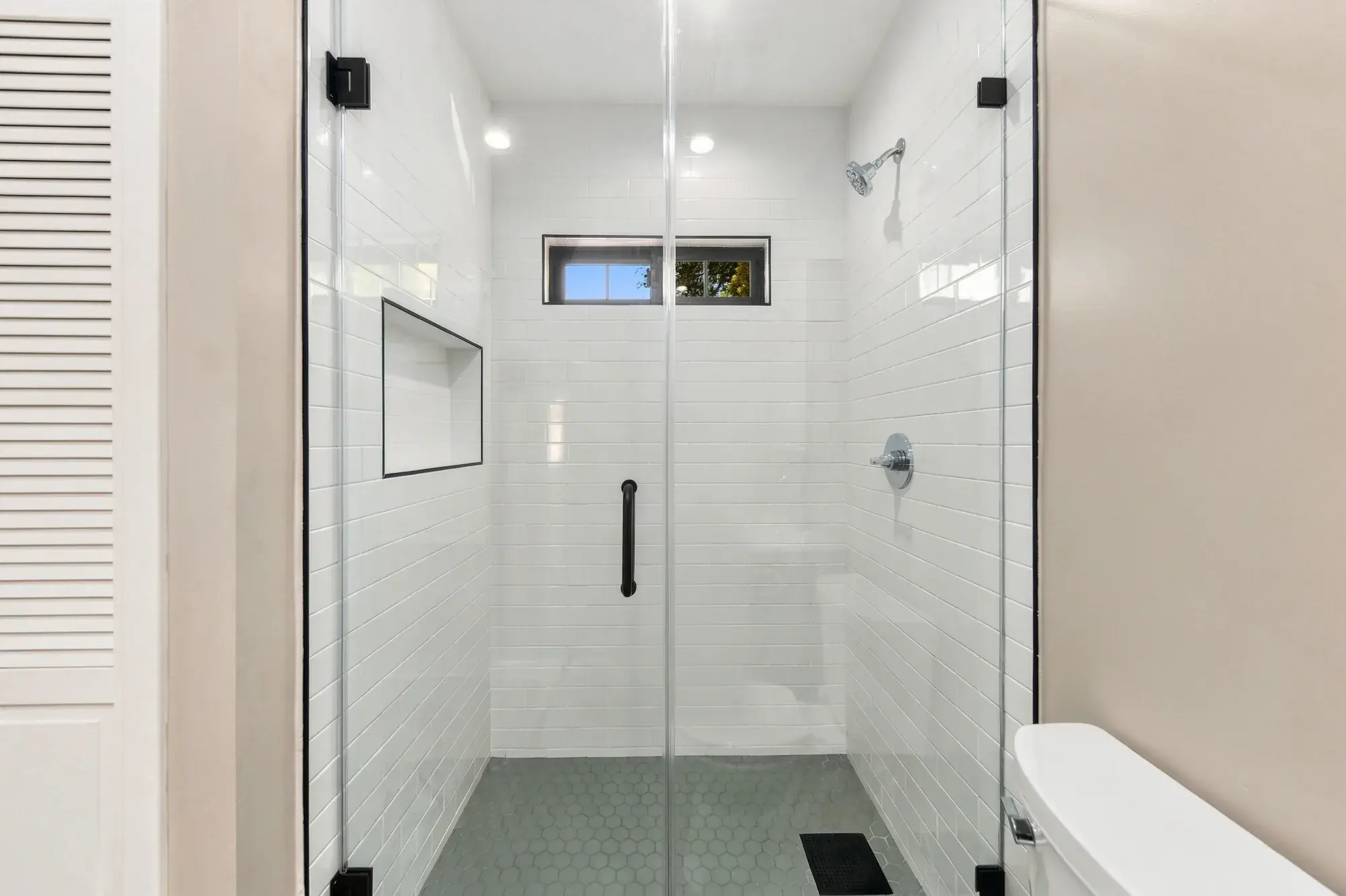 naomi-st-garage-conversion-burbank-bathroom-shower